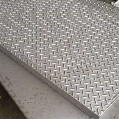 304 folhas gravadas de aço inoxidável laminadas a alta temperatura 1500 * 6000mm 10mm antiderrapagem
