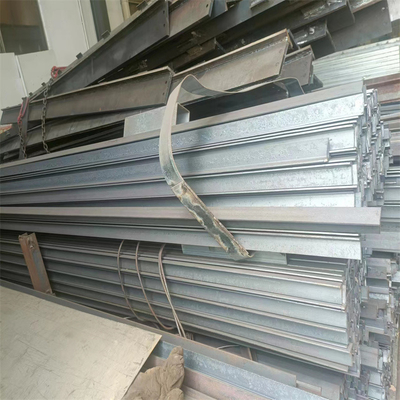 Q235B Feio aço em forma de T Feixe laminado a quente Soldado T-bar 400 * 400 * 10mm Tamanho comprimento personalizado