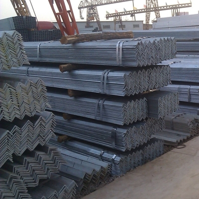 Seções estruturais de aço carbono laminado a quente de 40x5mm ASTM A36 Barra de ângulo de aço leve