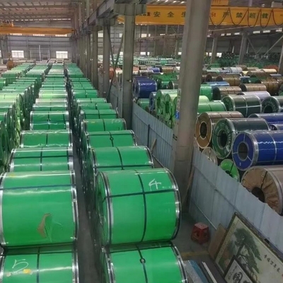 316 bobinas de aço inoxidável laminadas a quente em relevo Edifício de cozinha antiderrapante 1,4 mm Espessura 1625 mm Largura ASTM
