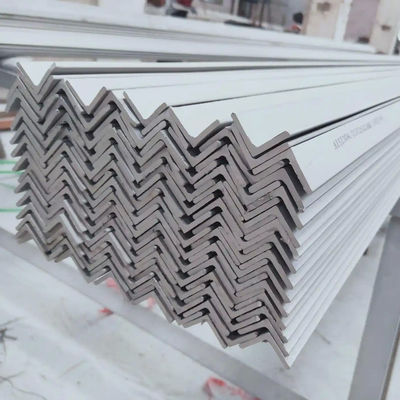 50*6mm 316L Barras de ângulo de aço inoxidável laminadas a quente para edifícios industriais