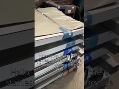 Empilhamento ordenado de chapas de aço inoxidável