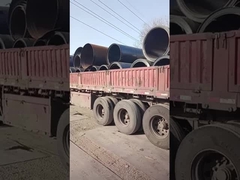 Transporte de bobinas de aço carbono em bom tempo